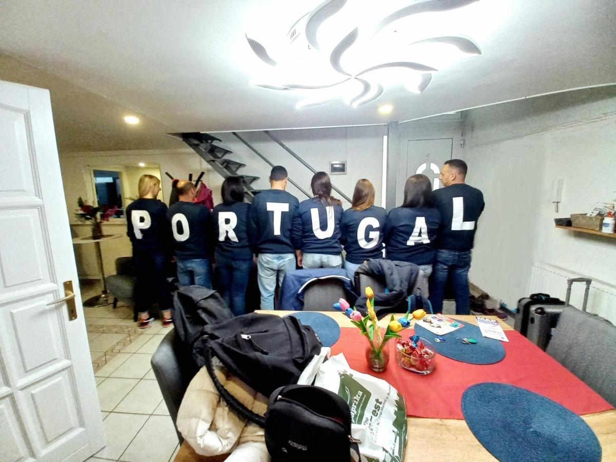 Downtown Acacia Str Apartment Budapest Luaran gambar